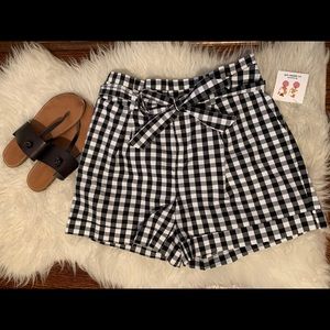 A new day Gingham Paperbag Waist Shorts med